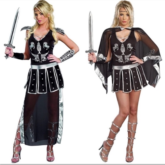 NWT Glorious Gladiator Costume. Size Small (90-120 pounds). Can be worn 2 ways. - Picture 2 of 15